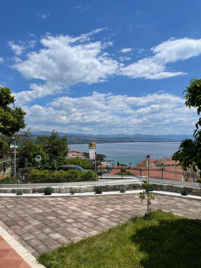 Apartman Gabrijela Apartment Opatija Bagian luar foto